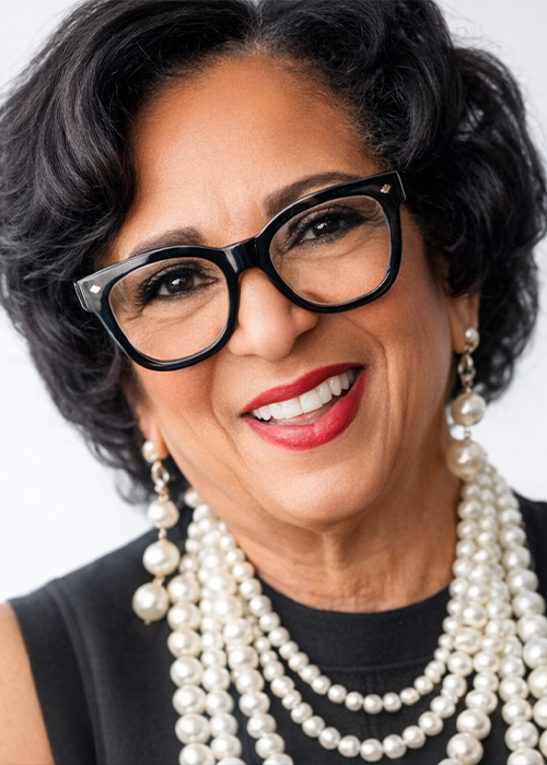 CARLVENA FOSTER Photo